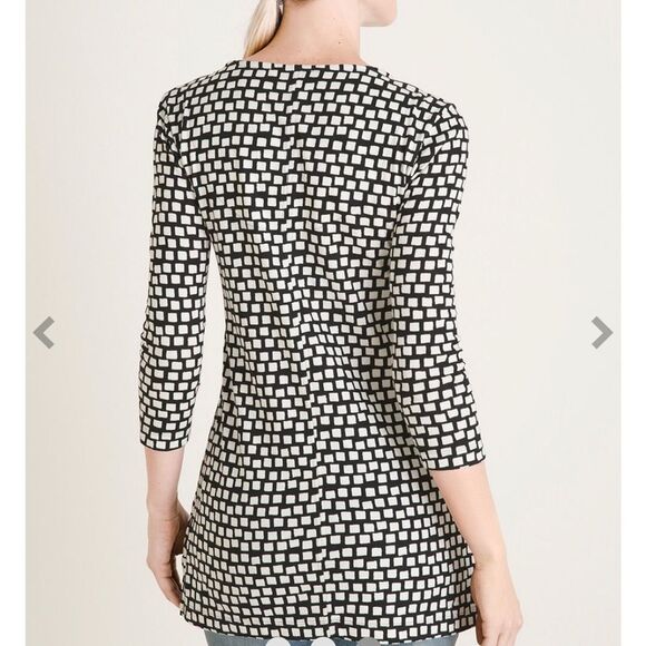 Pima cotton Chico’s shirt (Chico Size 0) - Picture 3 of 6